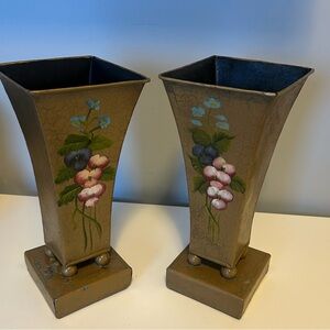 Vintage Toleware Metal Planters Pair
Cottage  Spring Decor